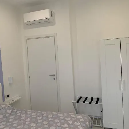 Maison d'hôtes La Bussola Airport Affitta 3*